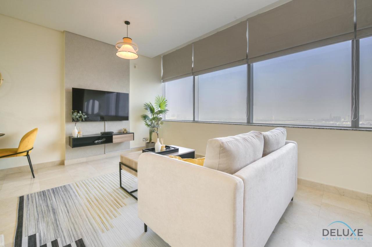 Price Cozy Near To Metro & Prime Location By Deluxe Homes Dubai