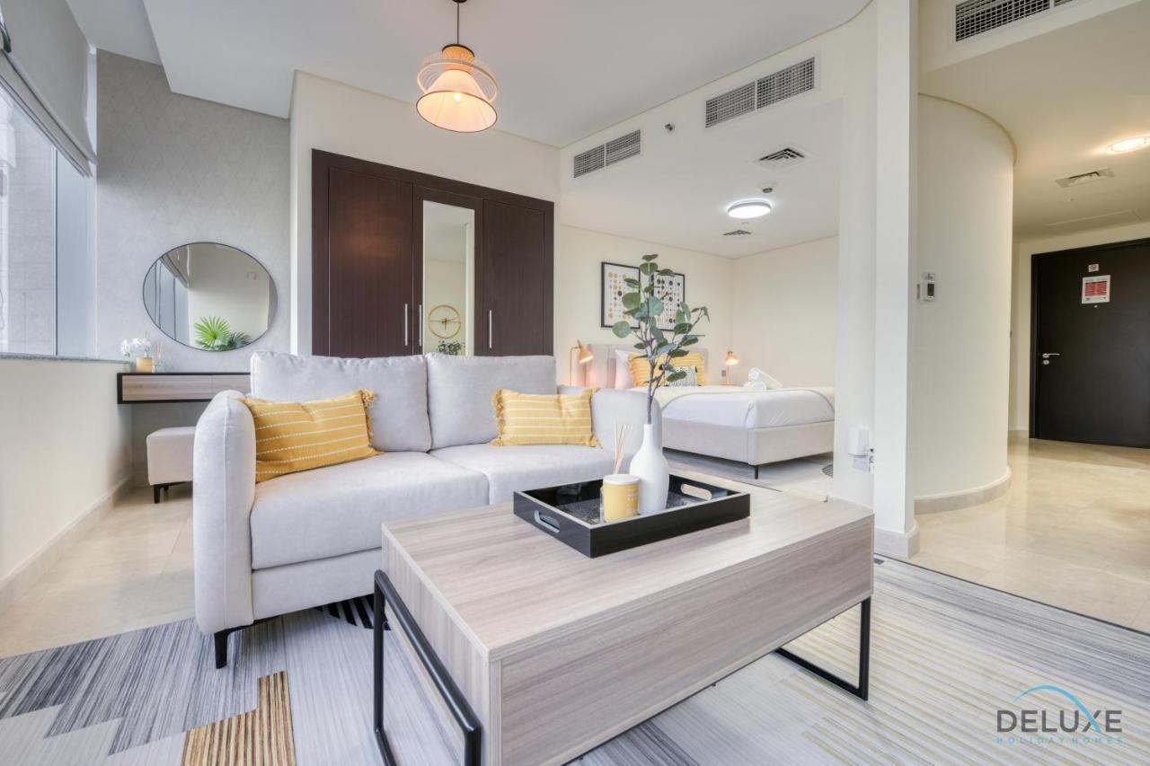Apartment Price Cozy Near To Metro & Prime Location By Deluxe Homes *