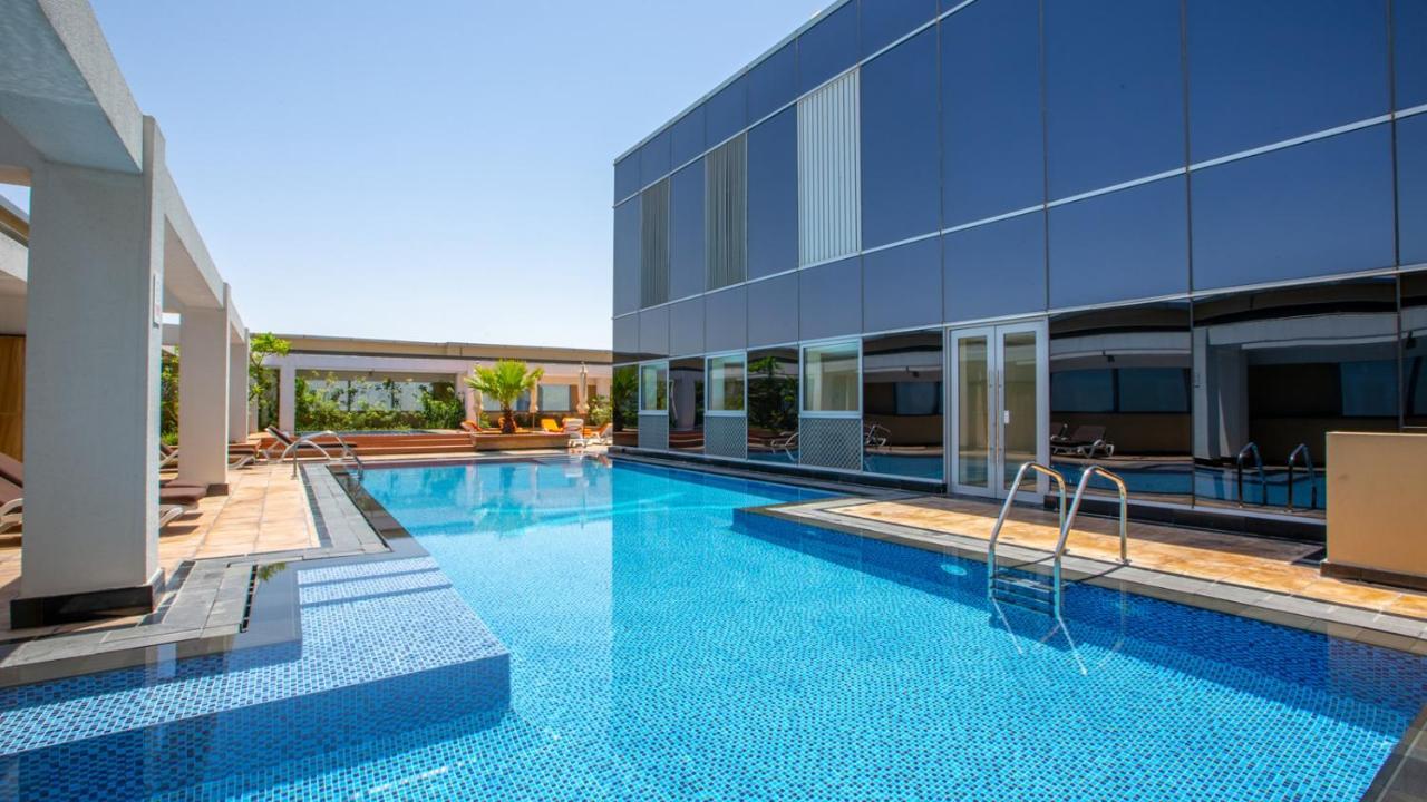 Apartment Price Cozy Near To Metro & Prime Location By Deluxe Homes