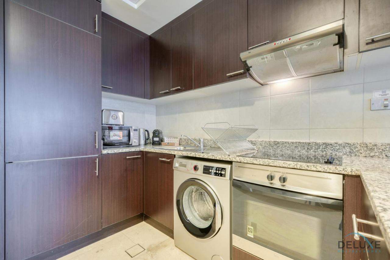 Apartment Price Cozy Near To Metro & Prime Location By Deluxe Homes *
